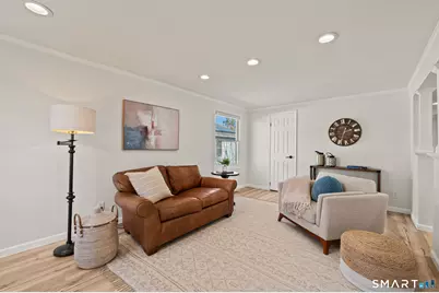 20 Pearl Street, Glastonbury, CT 06033 - Photo 6