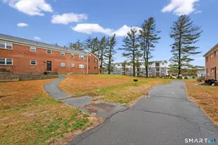 13 Robbins Ln, Rocky Hill, CT 06067 - Photo 16