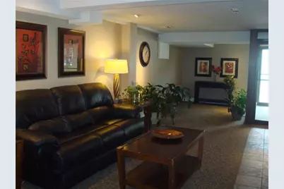 887 Farmington Avenue #APT 2K, West Hartford, CT 06119 - Photo 18