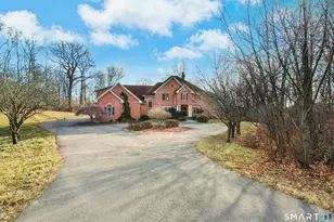 215 Old Mountain Rd, Farmington, CT 06032 - Photo 2