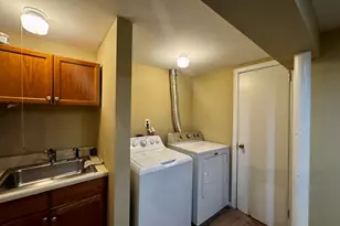 6 Redcoat Ln, Trumbull, CT 06611 - Photo 28