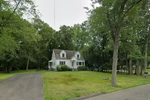 28 North Ave, North Haven, CT 06473 - Photo 2