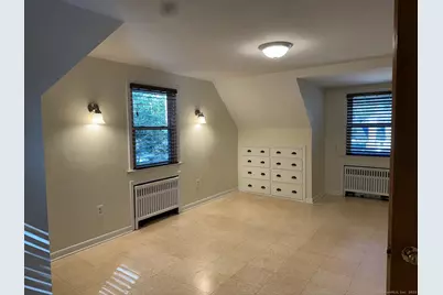 28 North Avenue, North Haven, CT 06473 - Photo 14