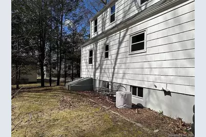 28 North Avenue, North Haven, CT 06473 - Photo 38