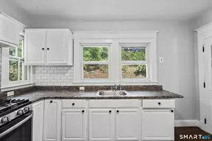 38 Kellogg St, Waterbury, CT 06710 - Photo 12