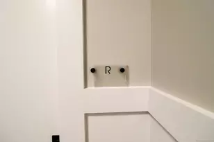 300 Harbour Close, New Haven, CT 06519 - Photo 8