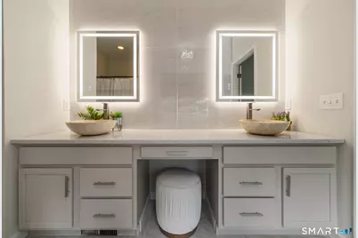 160 Barkledge Drive #160, Newington, CT 06111 - Photo 18