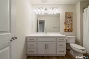 160 Barkledge Dr, Newington, CT 06111 - Photo 34