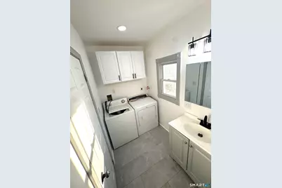 329 Amsterdam Avenue, Bridgeport, CT 06606 - Photo 14