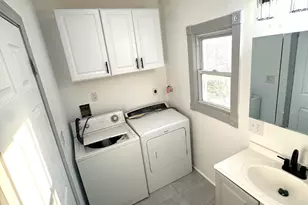 329 Amsterdam Ave, Bridgeport, CT 06606 - Photo 14