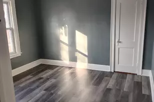 9 Westphal St, West Hartford, CT 06110 - Photo 4