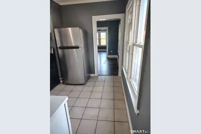 9 Westphal Street #3rd Fl, West Hartford, CT 06110 - Photo 6