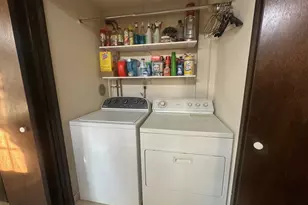 25 Maple Ave, Canton, CT 06019 - Photo 4