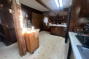 25 Maple Ave, Canton, CT 06019 - Photo 6