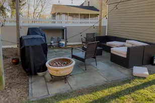 124 Wyndover Ln, Stamford, CT 06902 - Photo 6