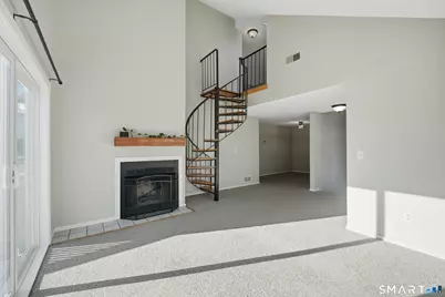 3 Hunters Run #3, Cromwell, CT 06416 - Photo 4