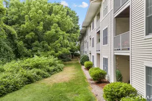 468 Main St, East Lyme, CT 06357 - Photo 4