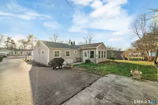 20 Audette Dr, Wallingford, CT 06492 - Photo 2