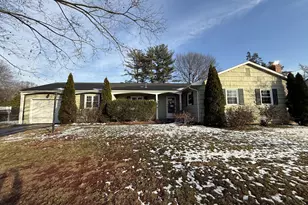 74 Summerset Dr, East Hartford, CT 06118 - Photo 2