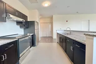 215 Stillwater Ave, Stamford, CT 06902 - Photo 4