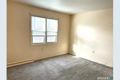 29 Savin Park #29, West Haven, CT 06516 - Photo 8