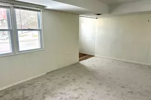 29 Savin Park, West Haven, CT 06516 - Photo 14