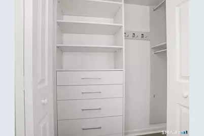 915 South Pine Creek Road, Fairfield, CT 06824 - Photo 10