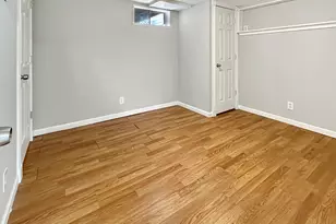 61 Smith St, East Lyme, CT 06357 - Photo 32