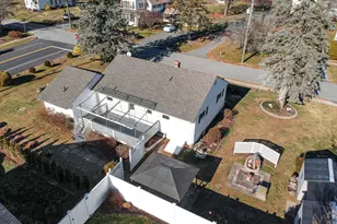 61 Smith St, East Lyme, CT 06357 - Photo 8