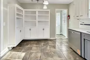 61 Smith St, East Lyme, CT 06357 - Photo 20