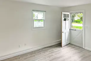 61 Smith St, East Lyme, CT 06357 - Photo 38