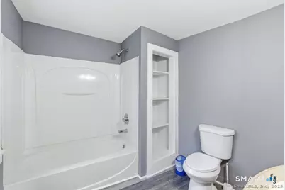 76 Skinner Street, East Hampton, CT 06424 - Photo 6