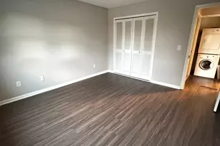 512 Twin Circle Dr, South Windsor, CT 06074 - Photo 8