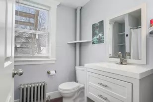 28 Dolsen Pl, Stamford, CT 06901 - Photo 12