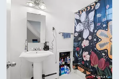 28 Dolsen Place, Stamford, CT 06901 - Photo 26