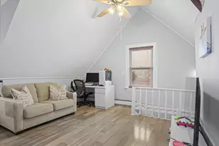 28 Dolsen Pl, Stamford, CT 06901 - Photo 20