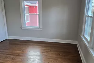 242 Elm St, Enfield, CT 06082 - Photo 12