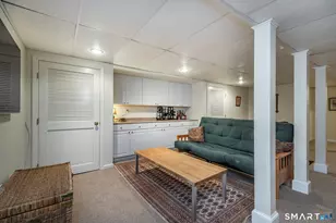 74 Woodbury Hl, Woodbury, CT 06798 - Photo 12