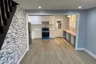 212 Platt St, Waterbury, CT 06704 - Photo 2