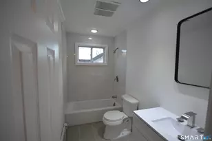 4 Austin Ave, Stamford, CT 06905 - Photo 12