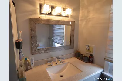 855 Burnsford Avenue, Bridgeport, CT 06606 - Photo 20