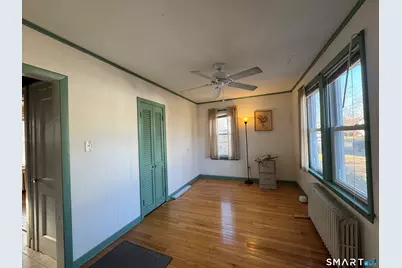 11 Ford Avenue, Norwich, CT 06360 - Photo 10