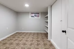 101 Englewood Ave, West Hartford, CT 06110 - Photo 32