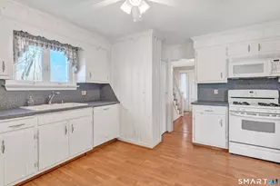 23 Lawton Terrace, Ansonia, CT 06401 - Photo 18