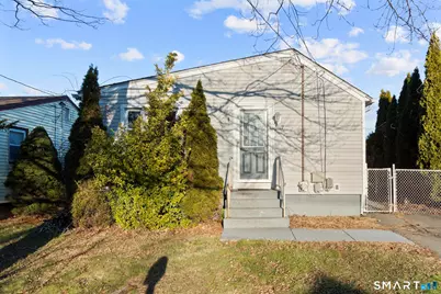 7 Ipswich Street, West Haven, CT 06516 - Photo 4