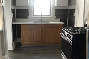 570 Broad St, Meriden, CT 06450 - Photo 2