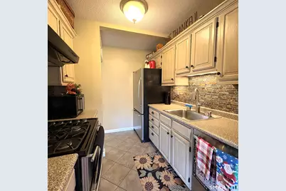 30 Julia Court #30, East Windsor, CT 06016 - Photo 6