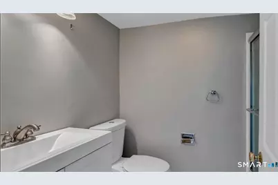 90 Beckett Avenue, Branford, CT 06405 - Photo 10