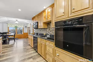 119 Farview Ave, Wolcott, CT 06716 - Photo 8