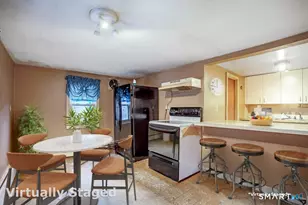 152 Glenwood Ave, Middlebury, CT 06762 - Photo 4